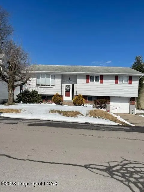 455 Samuels Avenue, Hazleton in Hazleton