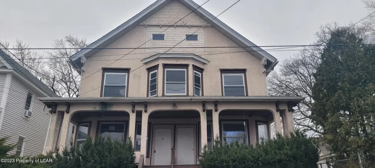 811 W Elm Street, Scranton in Scranton