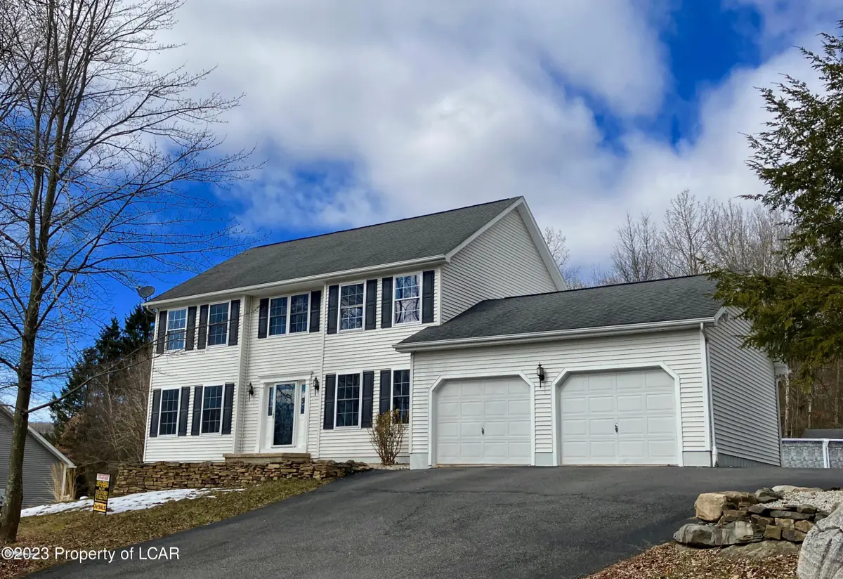 1525 Laurel Drive, Mountain Top in Mountain Top