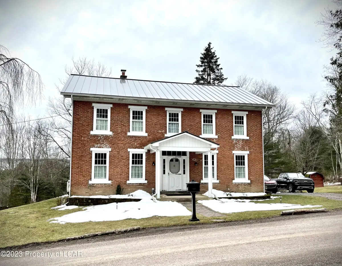76 Baer Road, Shickshinny in Shickshinny