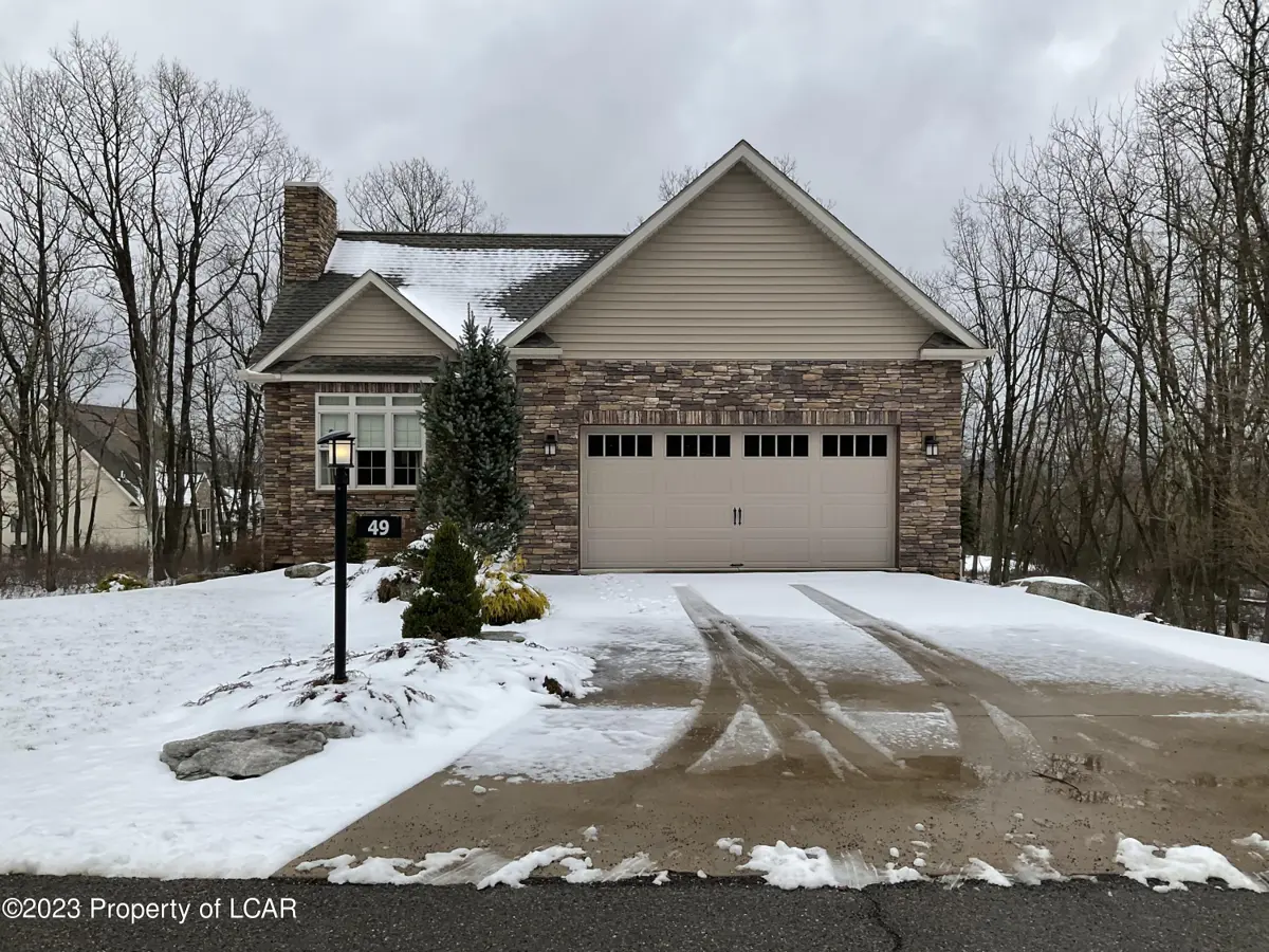 49 Shinnecock Hills Lane, Hazle Township in Hazle Township