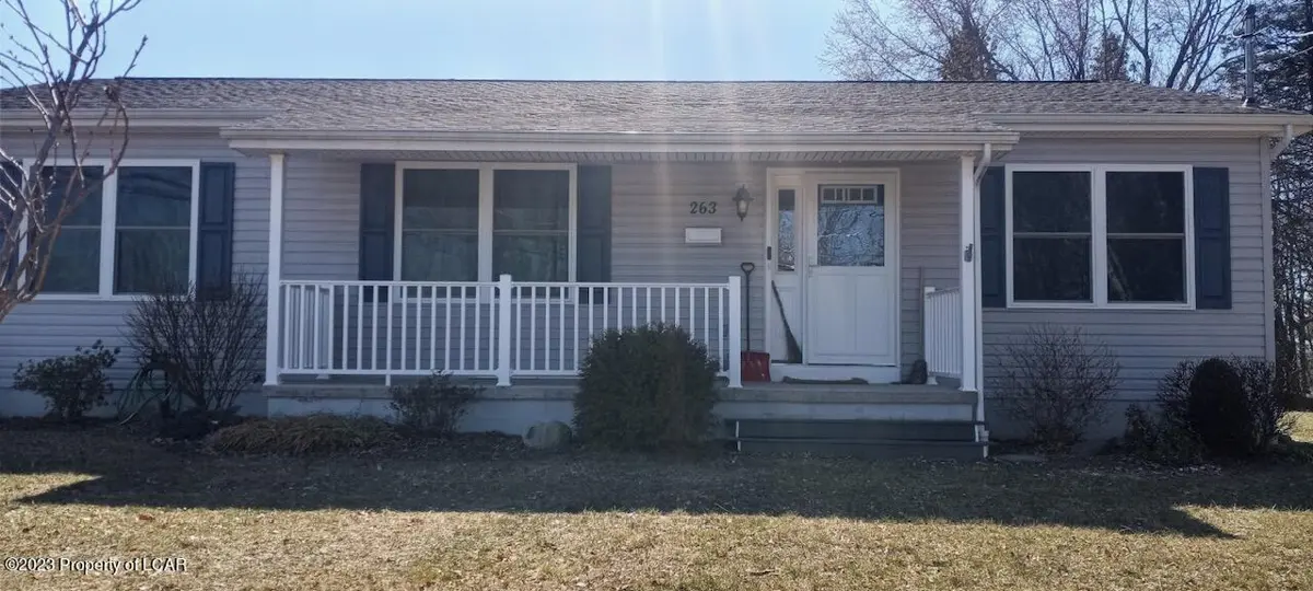 263 E Thomas Street, Wilkes-Barre in Wilkes-Barre