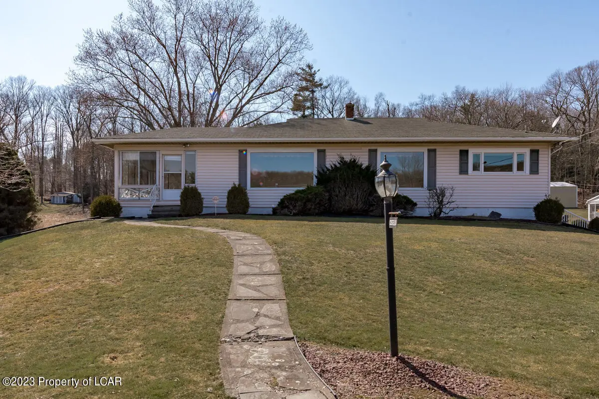 3066 Lower Demunds Road, Dallas in Dallas