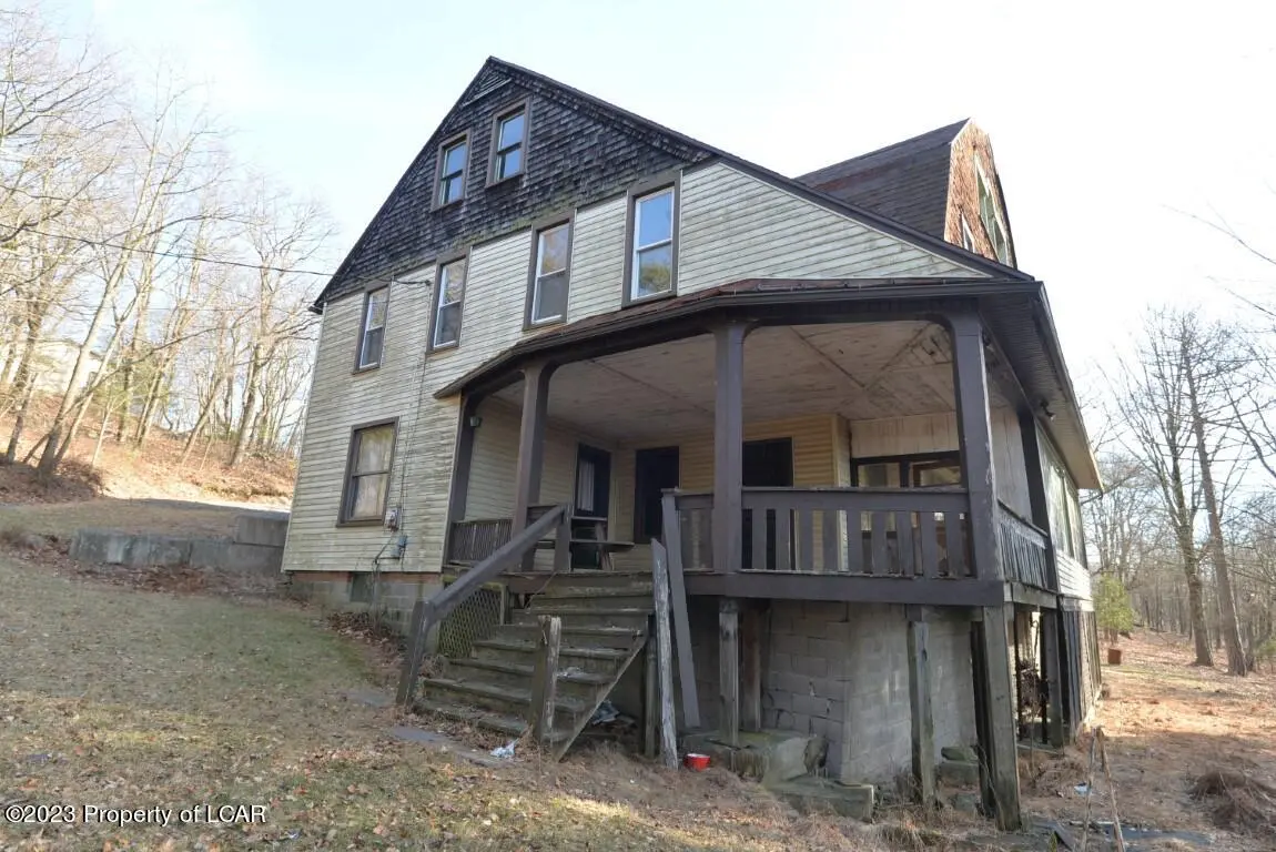 75 Loop Road, Mountain Top in Mountain Top