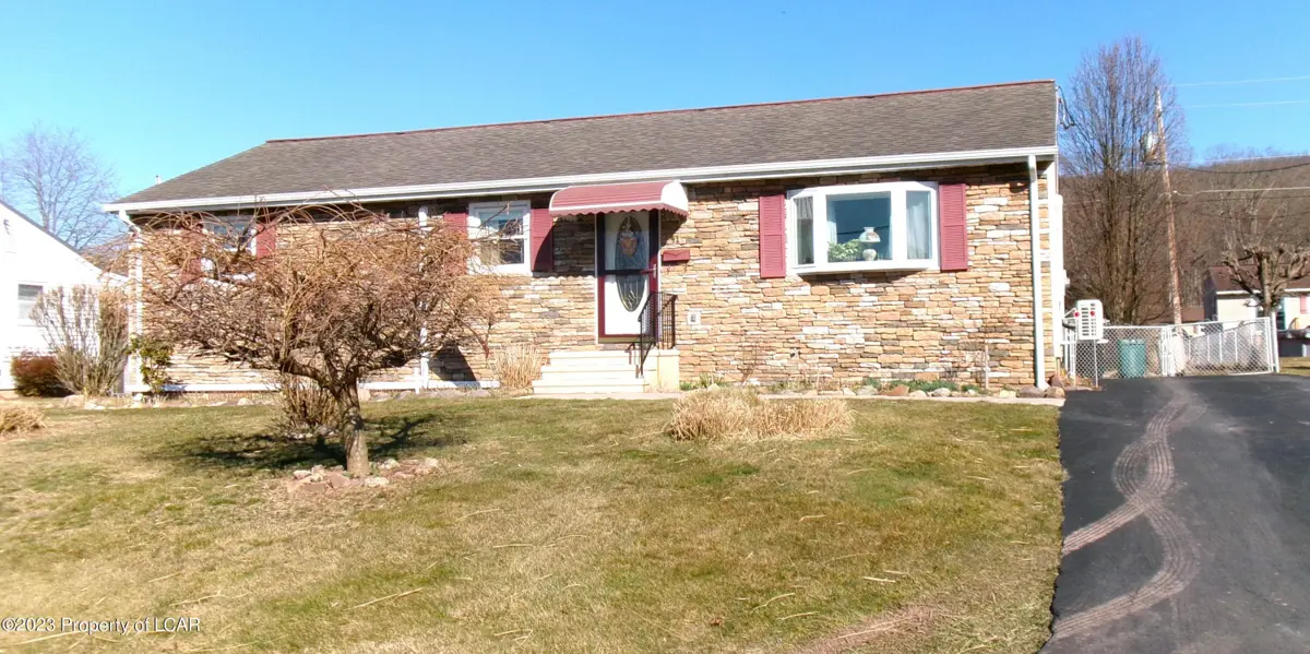 941 Norman Street, Weatherly in Weatherly