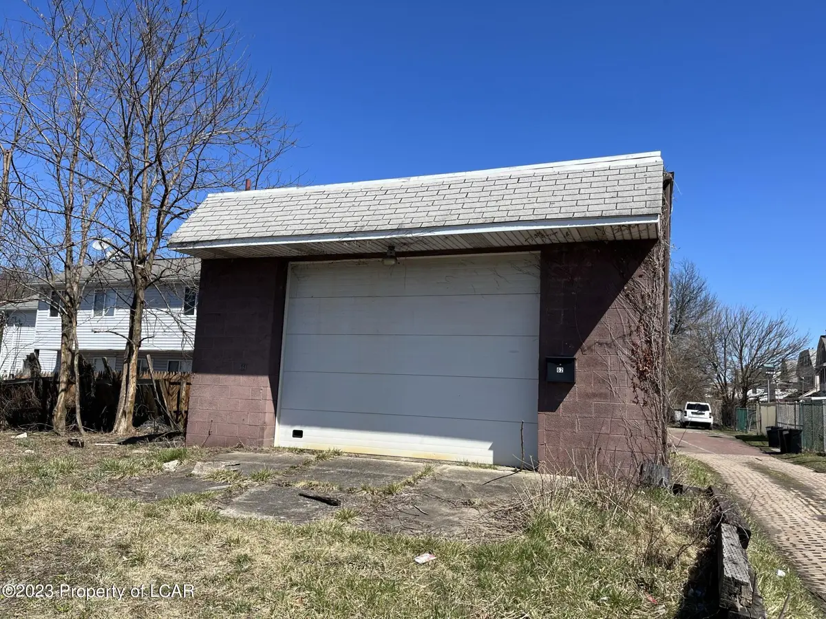 62 E North Street, Wilkes-Barre in Wilkes-Barre