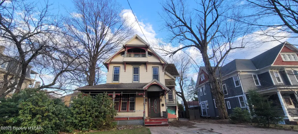 1642 Sanderson Avenue, Scranton in Scranton