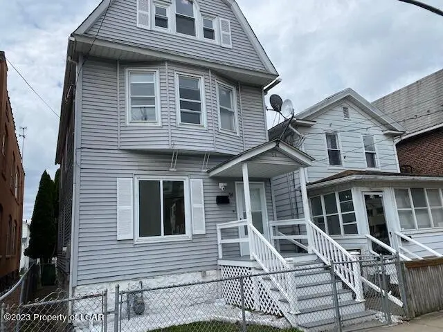 54 W Maple Street, Wilkes-Barre in Wilkes-Barre