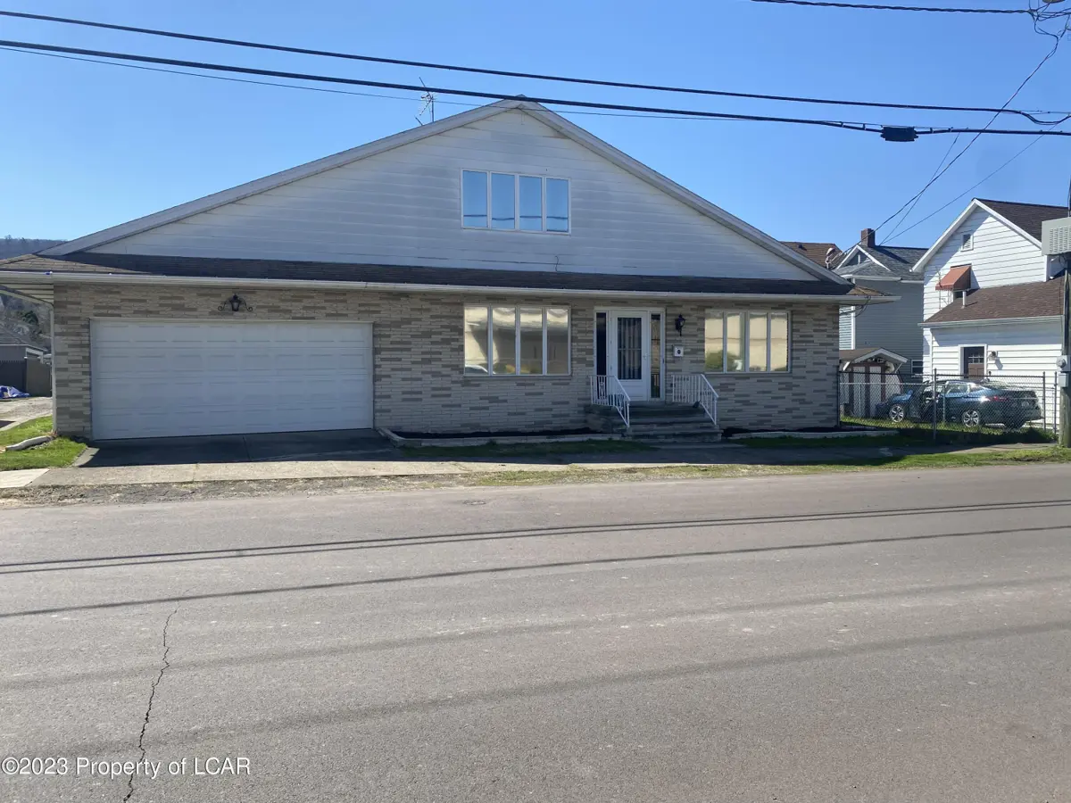 413 Bliss Street, Nanticoke in Nanticoke