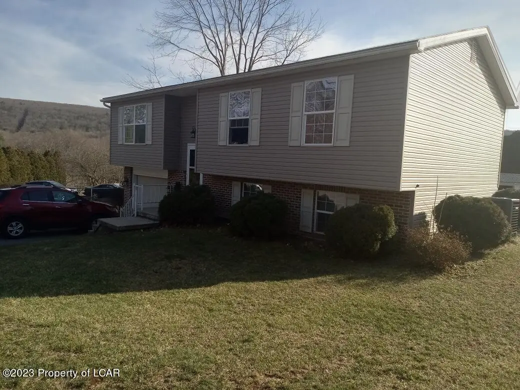 190 Lenker Drive, Williamstown in Williamstown