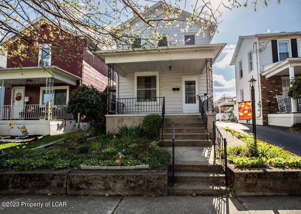 129 Delaware Avenue, West Pittston in West Pittston