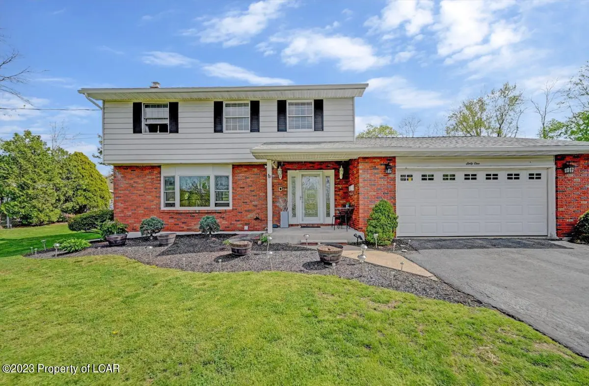 61 Chestnut Street, Larksville in Larksville