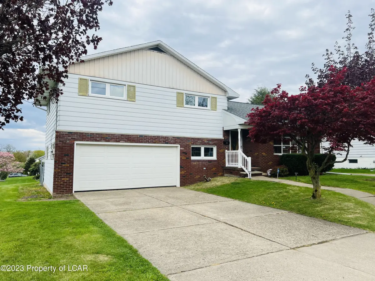 1001 Kosciuszko Street, Nanticoke in Nanticoke