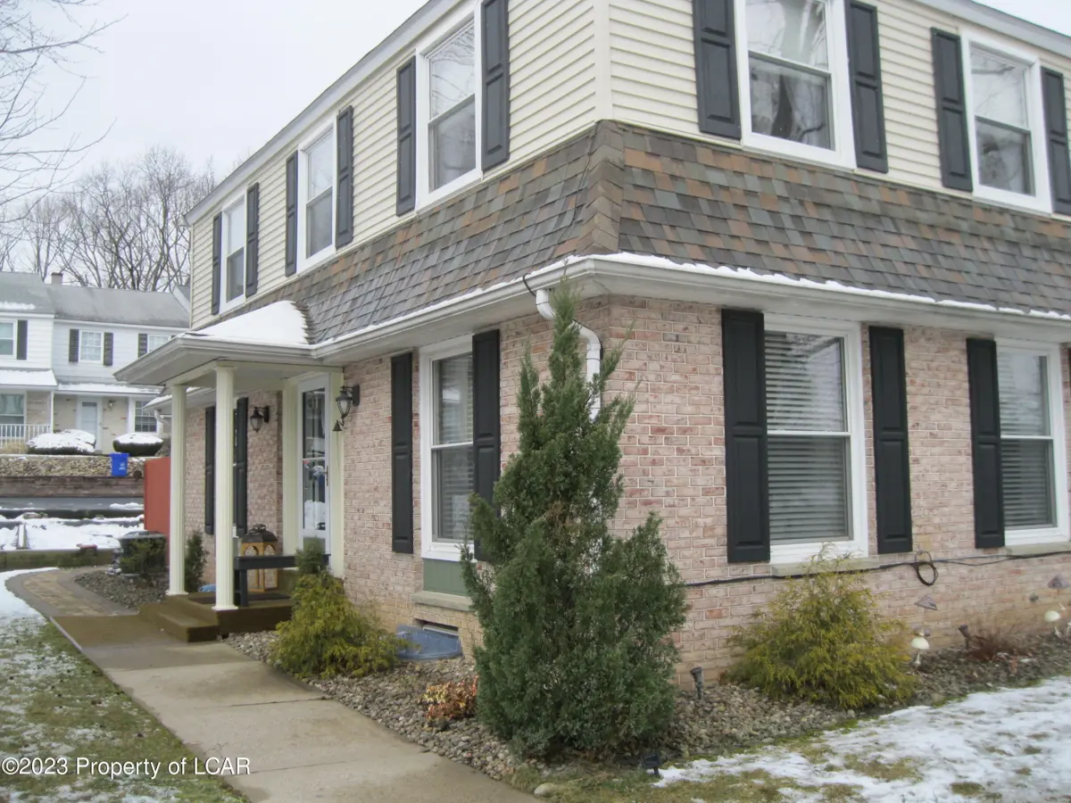 118 Haverford Drive, Wilkes-Barre in Wilkes-Barre