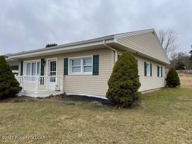 7 Sunset Lake Road, Hunlock Creek in Hunlock Creek