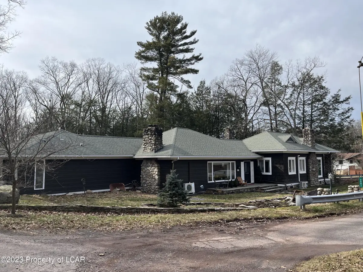 3501 Blytheburn Road, Mountain Top in Mountain Top