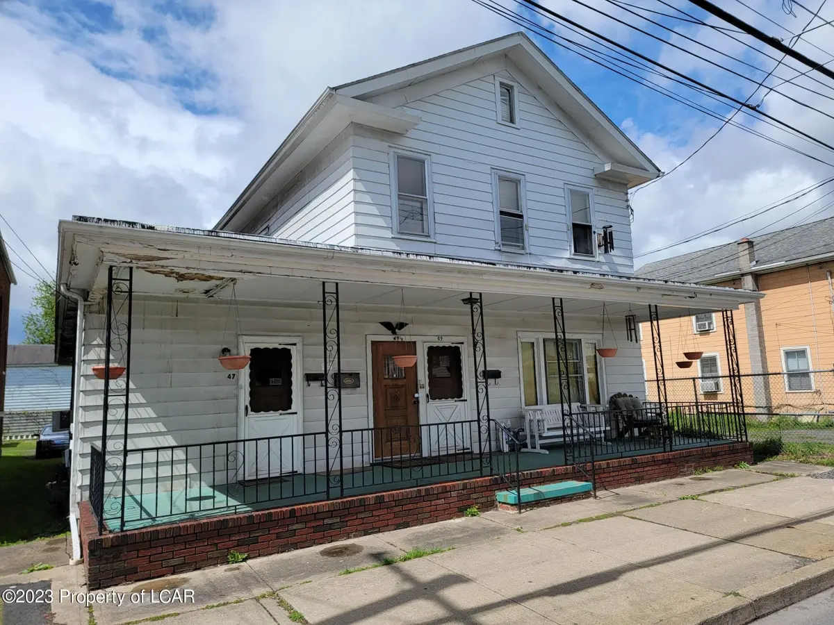 47 Center Avenue, Plymouth in Plymouth