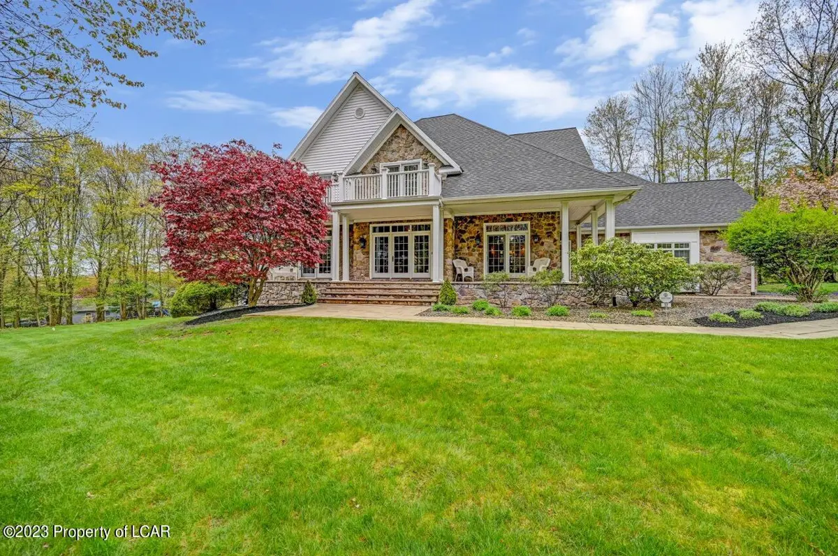 32 Mapleseed Drive, Dallas in Dallas