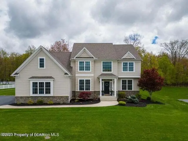 1117 Woodberry Drive, Mountain Top in Mountain Top