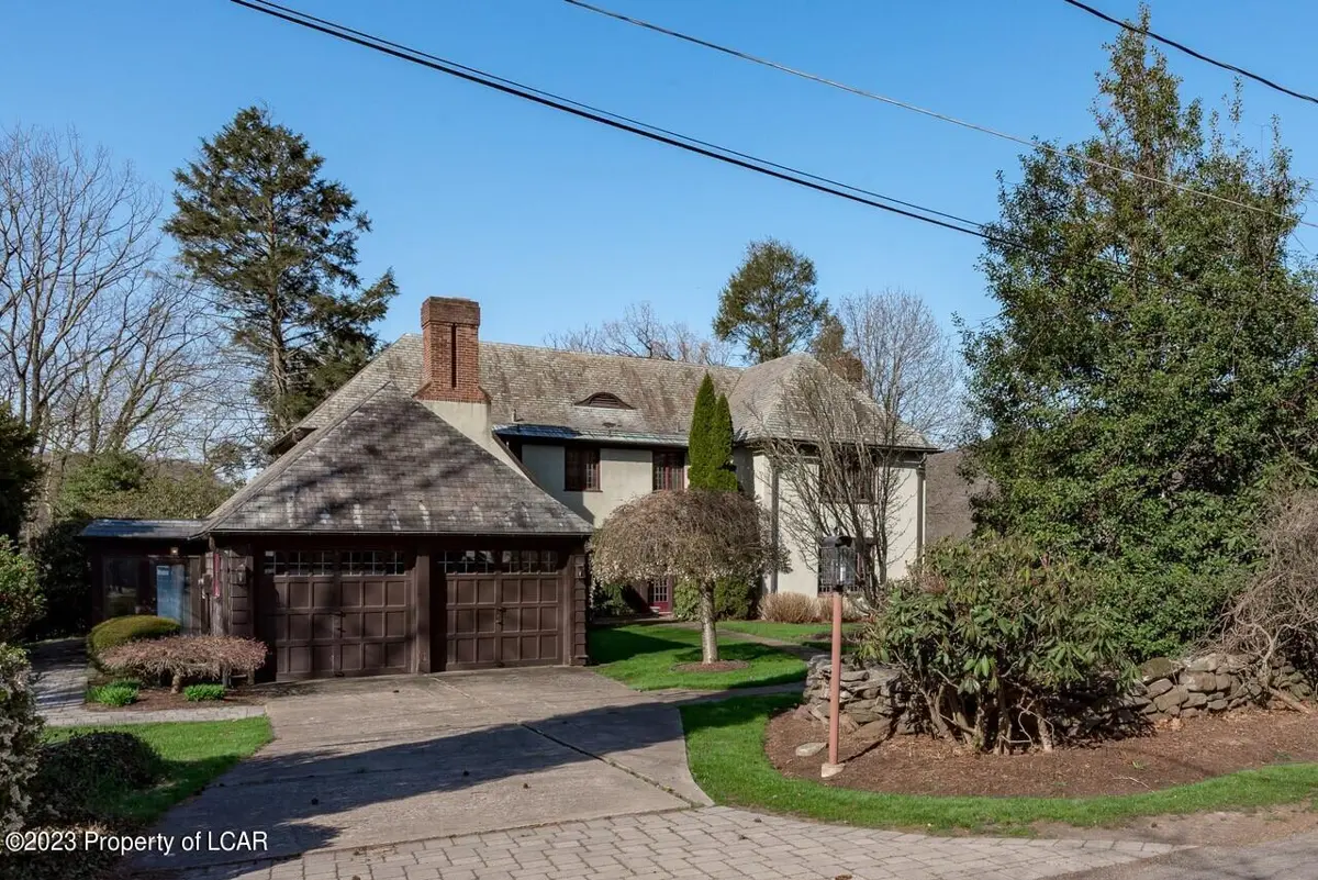 32 Tilbury Avenue, Nanticoke in Nanticoke