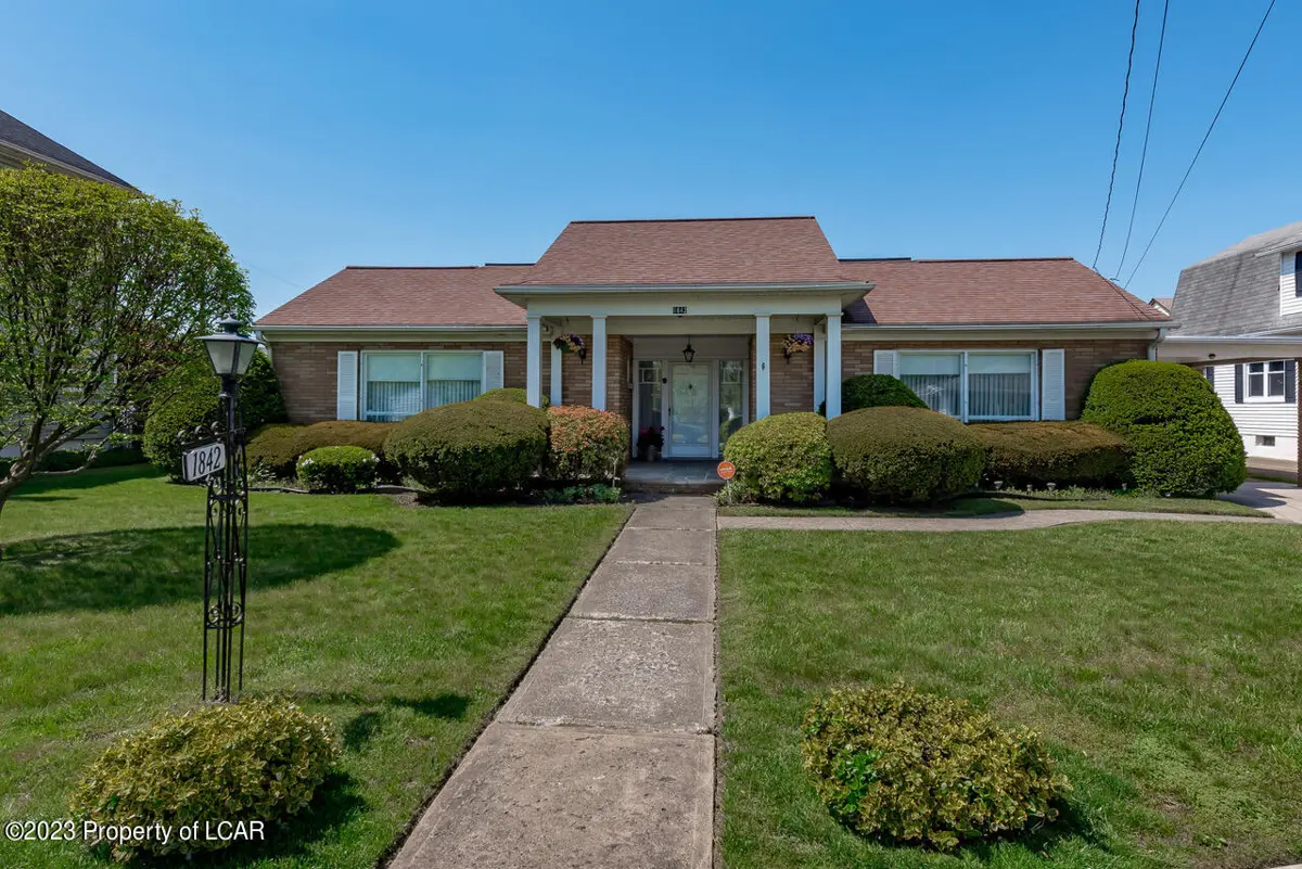 1842 Susquehanna Avenue, Exeter in Exeter