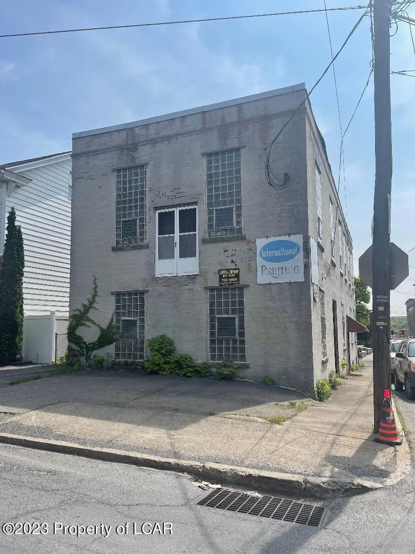 41 N Vine Street, Hazleton in Hazleton