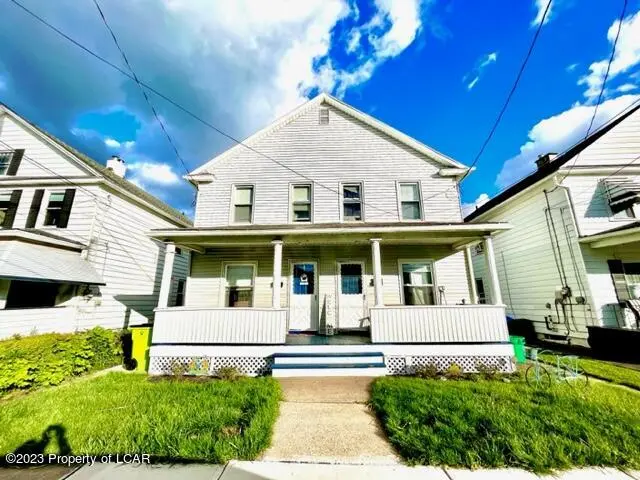 327-329 Fremont Street, West Pittston in West Pittston