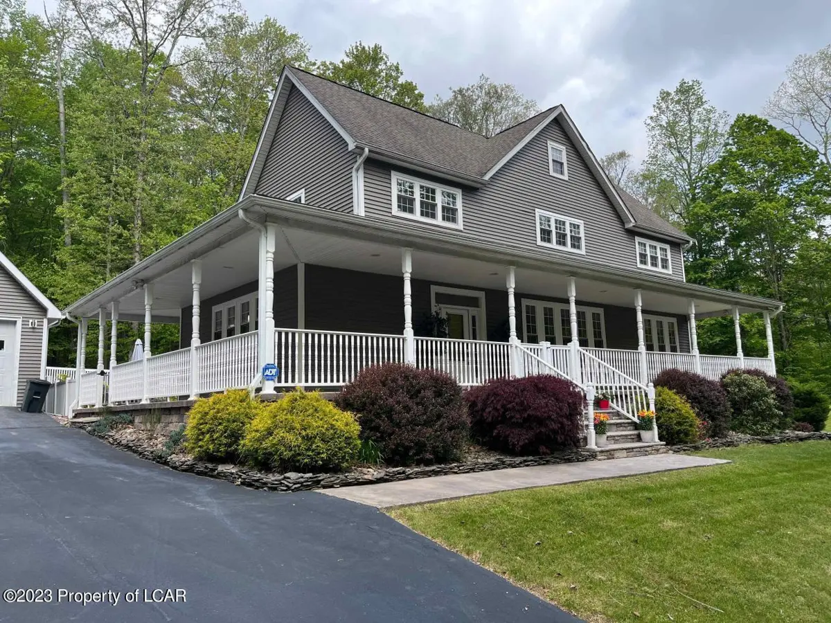 239 Sunset Lake Road, Shickshinny in Shickshinny