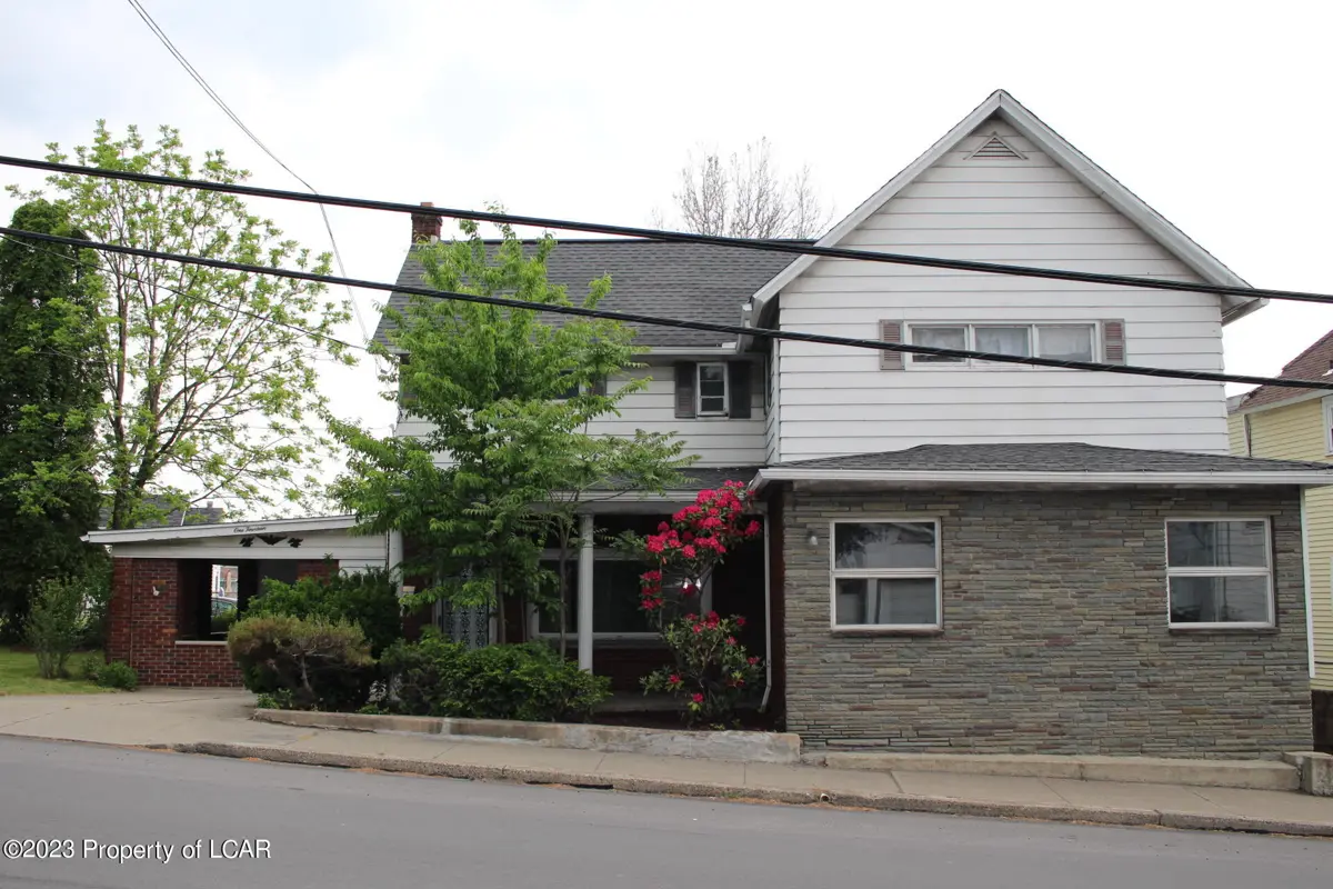 112 Ziegler Street, Dupont in Dupont