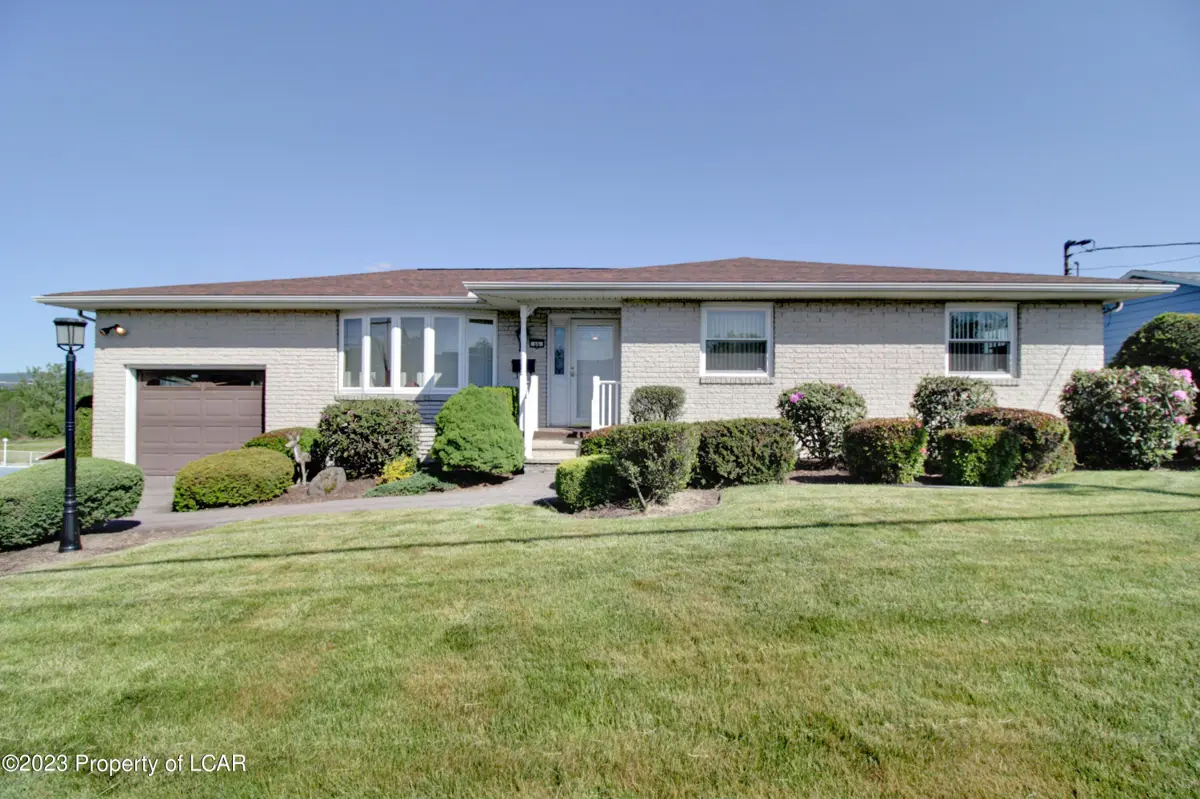66 Foote Avenue, Duryea in Duryea
