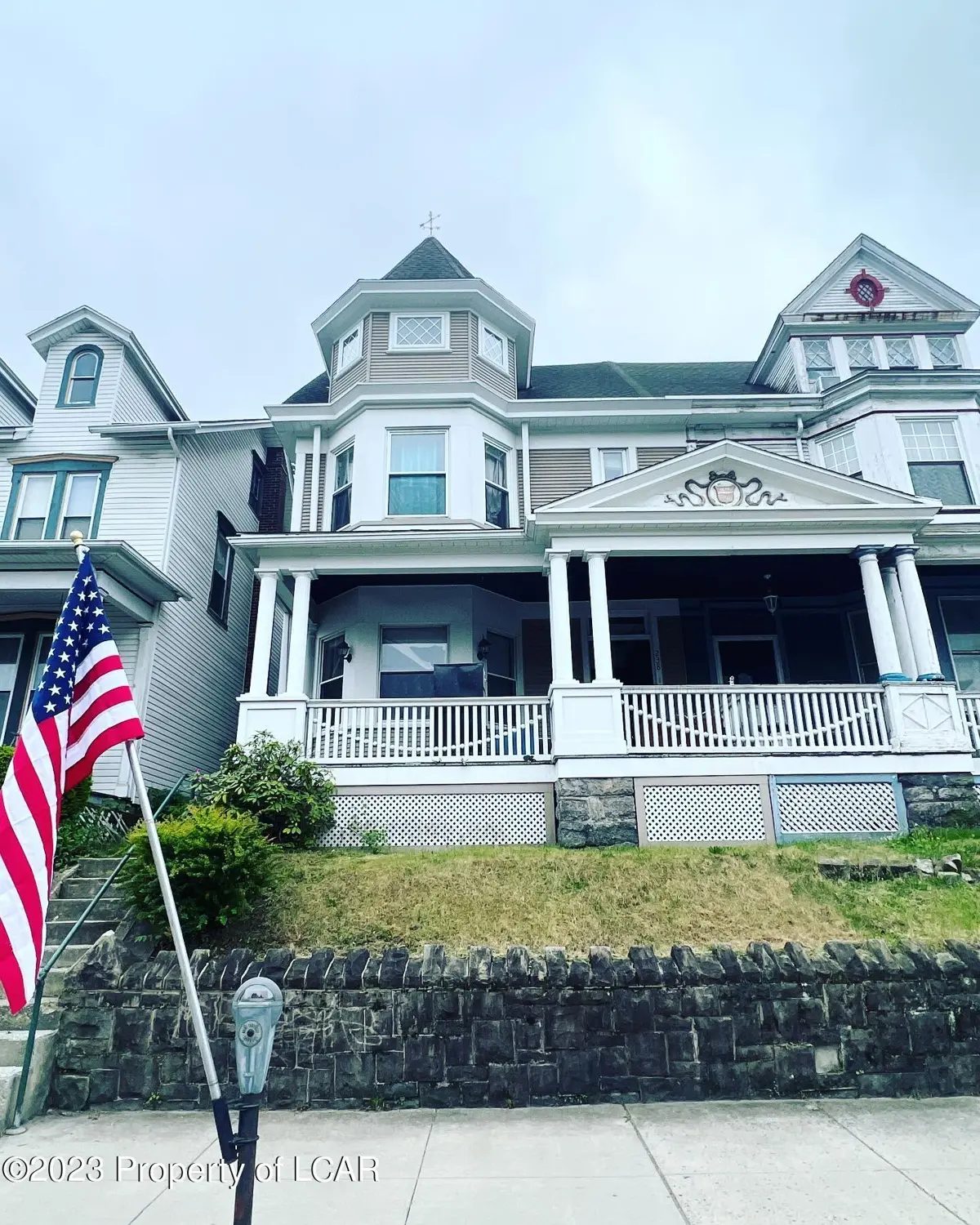 238 W Broad Street, Tamaqua in Tamaqua