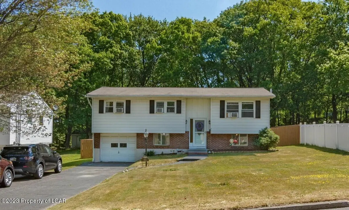911 Carson Street, Hazleton in Hazleton