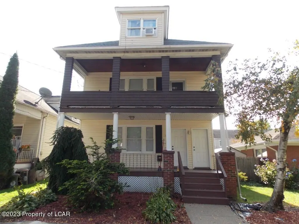 140 New Alexander Street, Wilkes-Barre in Wilkes-Barre