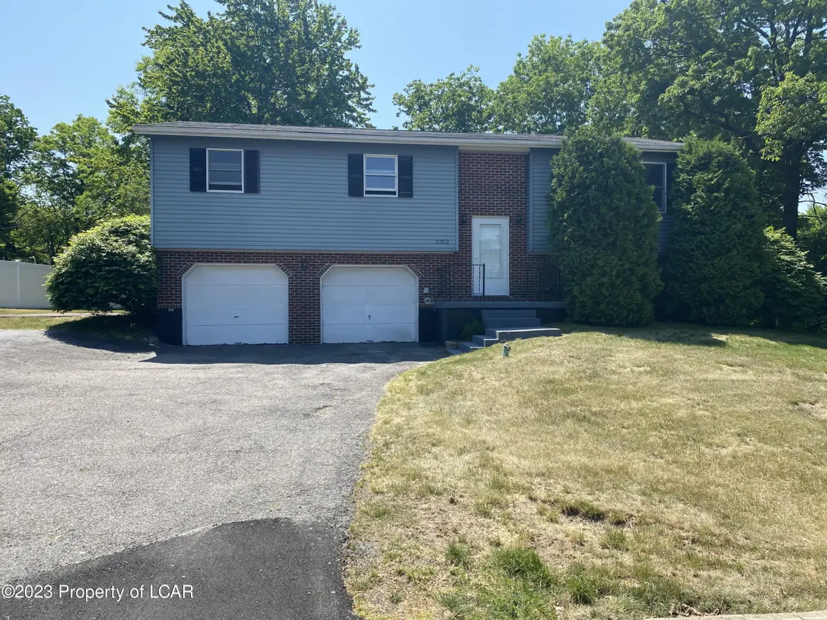 2312 W Venisa Drive, Hazle Township in Hazle Township