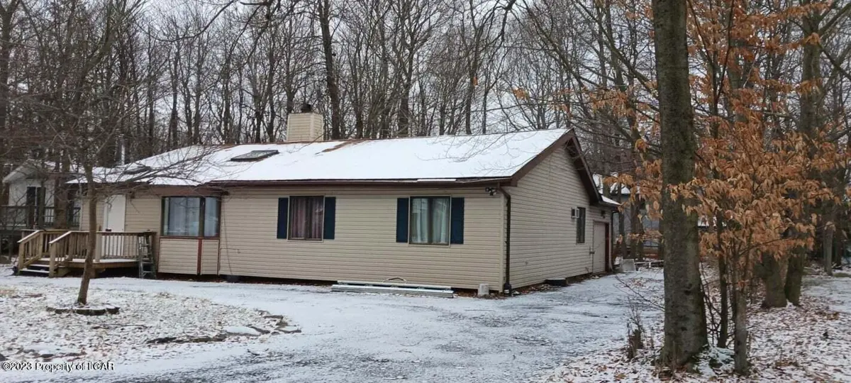 4524 Briarcliff Terrace, Tobyhanna in Tobyhanna