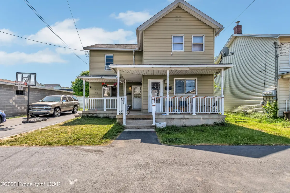 220-222 N Garfield Avenue, Scranton in Scranton