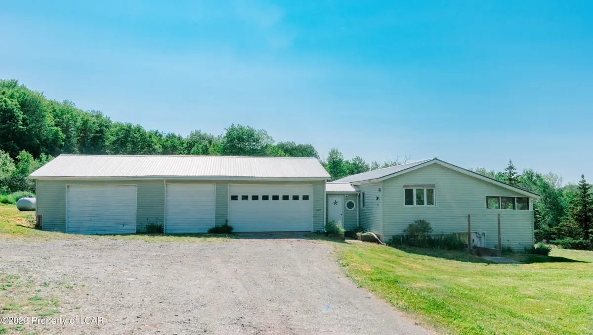 3659 Rienze Road, Wyalusing in Wyalusing
