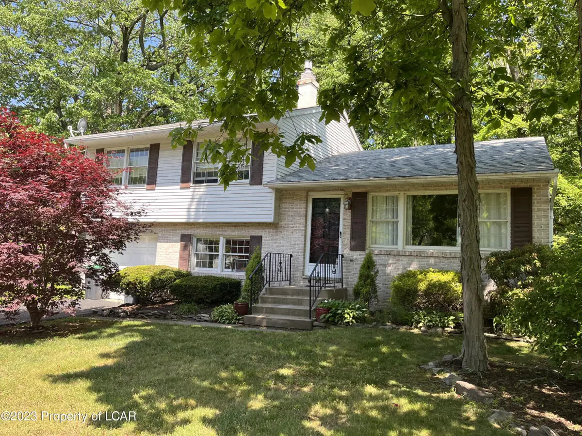 65 Yorktown Road, Mountain Top in Mountain Top