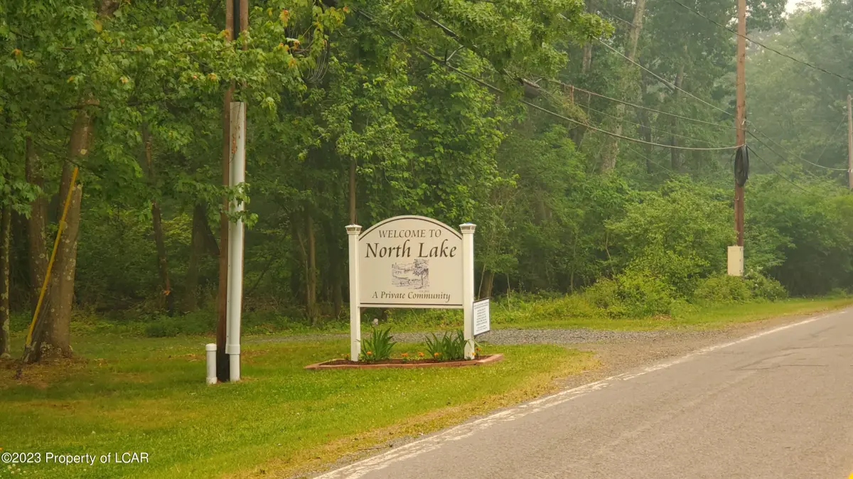 Lakeview Drive, Sweet Valley in Sweet Valley