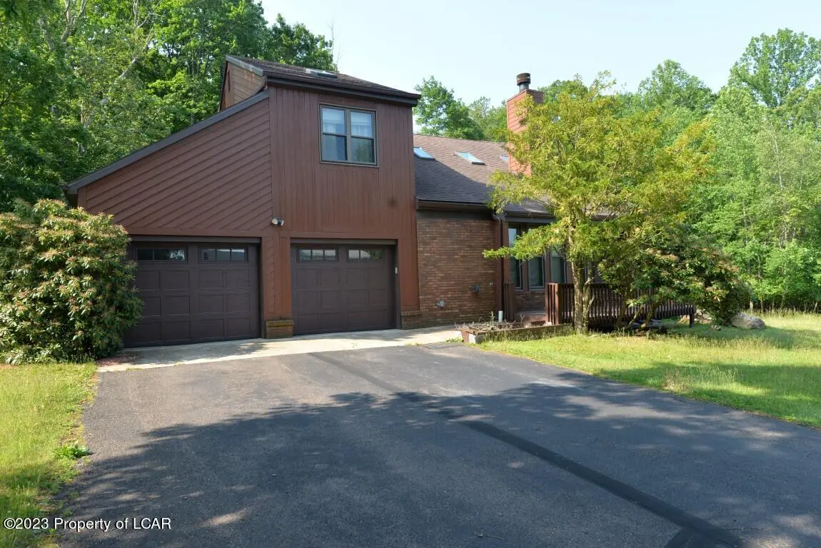 7 Longmeadow Lane, Mountain Top in Mountain Top