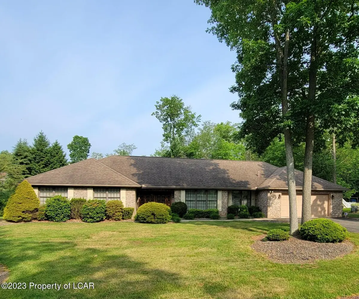 121 Ash Lane, Mountain Top in Mountain Top