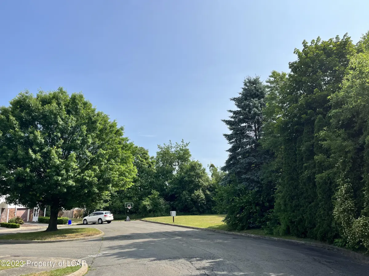 25 Lionel Drive, Swoyersville in Swoyersville