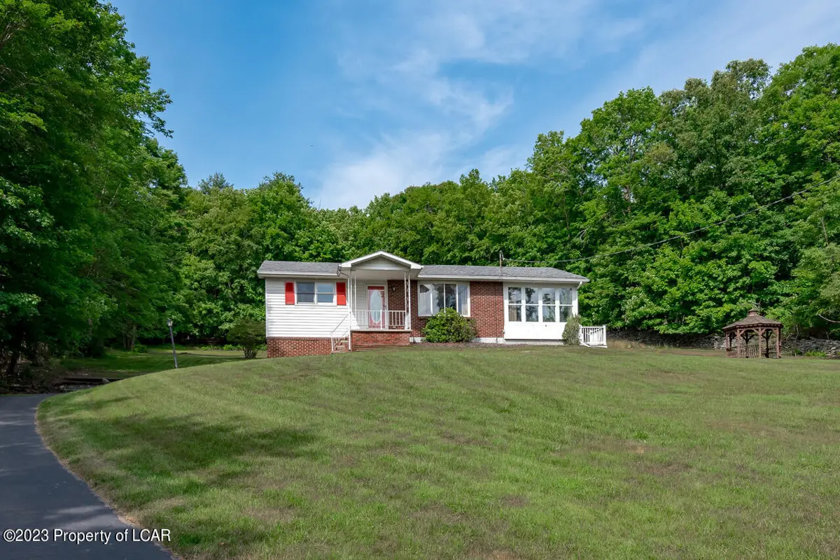 6 Bilby Hill Road, Shickshinny in Shickshinny
