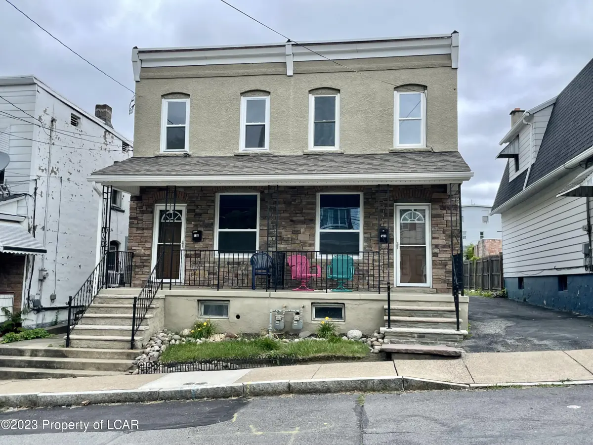 136 Poplar Street, Wilkes-Barre in Wilkes-Barre
