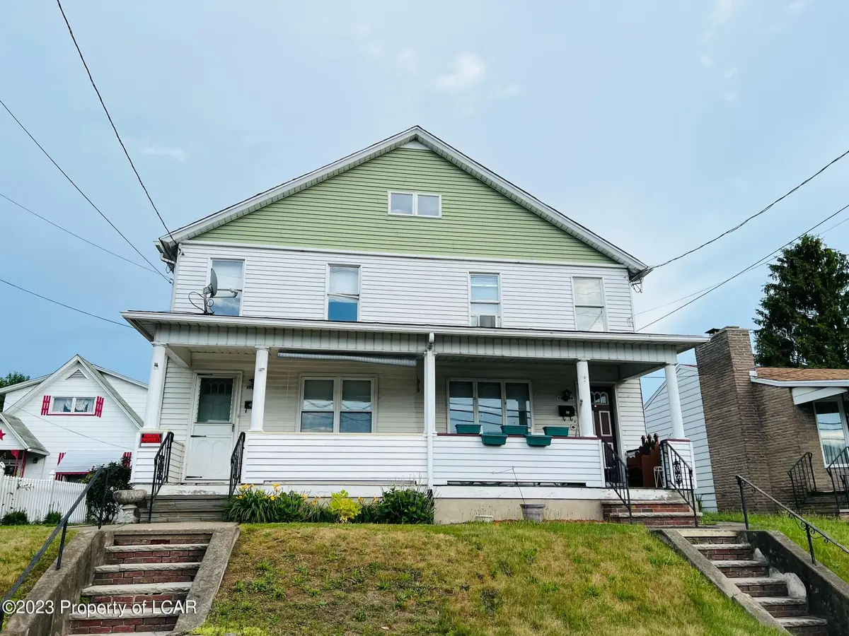 1007 Wyoming Avenue, Exeter in Exeter