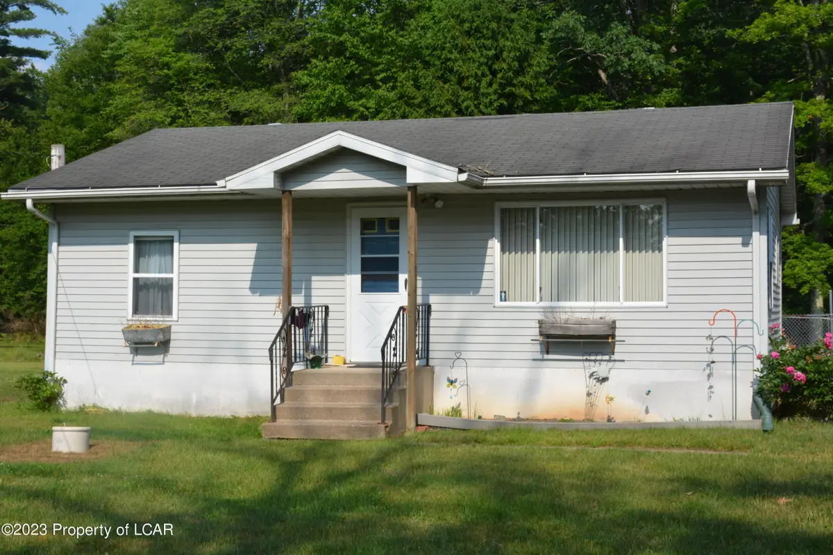 119 Mary Avenue, Mountain Top in Mountain Top