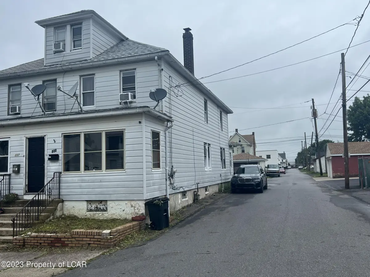 239 Berner Avenue, Hazleton in Hazleton