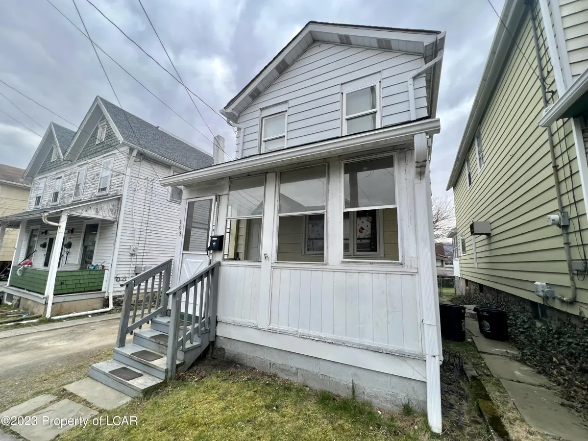 203 Madison Street, Wilkes-Barre in Wilkes-Barre