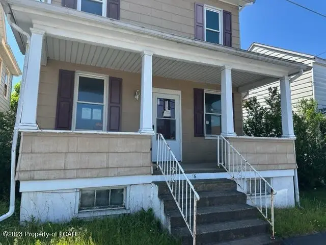 16 TAMAQUA Street, Beaver Meadows in Beaver Meadows