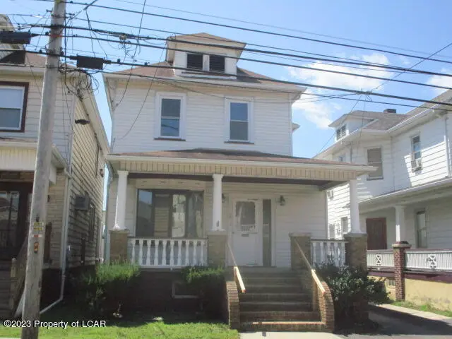 75 W Carey Street, Plains in Plains